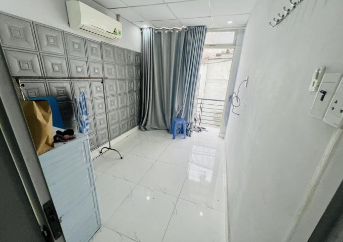 NHÀ HXH ĐỦ CÔNG NĂNG - 28M2 - LÊ HỒNG PHONG - Q10 GIÁP Q3 - CHỈ 4.6TỶ (TL)