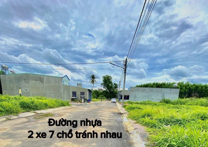 Đất đường xe tải né nhau TT Trảng Bom kp1 chỉ 1Ty579 sổ riêng thổ cư 5x21 vông đẹp