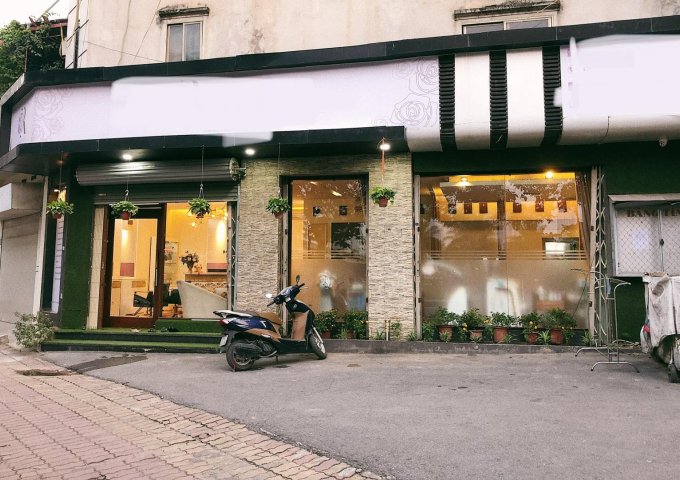 Do mình đi làm công ty lại có con nhỏ nên không có thời gian quản lý cửa hàng, cần sang nhượng cửa hàng Nail - Mi - Spa - Tóc.