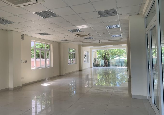 Đà Nẵng Cho thuê văn phòng gần cầu Trần Thị Lý, trống 2 sàn, chỉ 184.000đ/m2