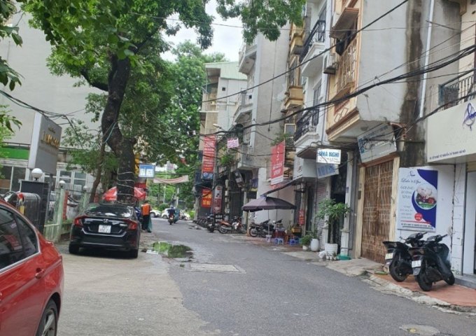 Bán nhà mặt ngõ Láng Trung ngay gần đường Nguyễn Chí Thanh, 40m2 giá 10 tỷ