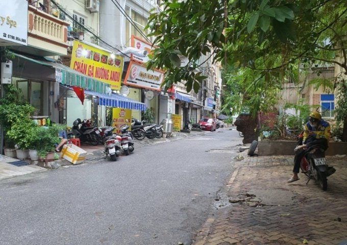 Bán nhà mặt ngõ Láng Trung ngay gần đường Nguyễn Chí Thanh, 40m2 giá 10 tỷ