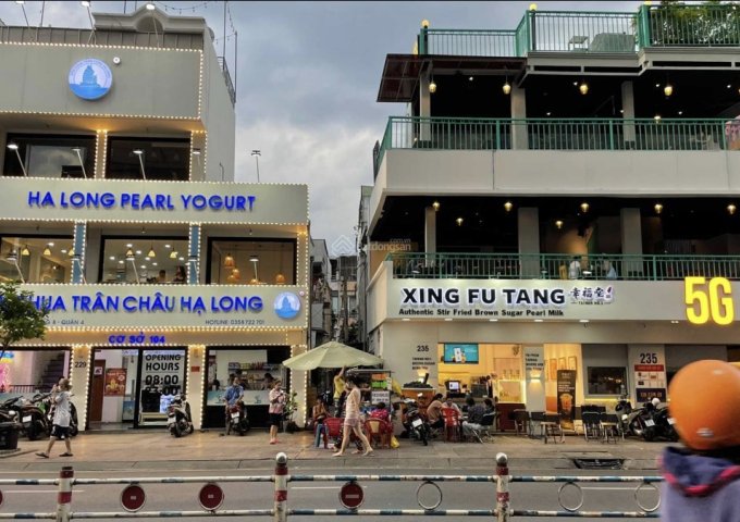 Ngộp bank bán nhà MT Trương Định, Quận 3, DT 8.3x15m, H + 4 lầu, HĐ: 180tr/th