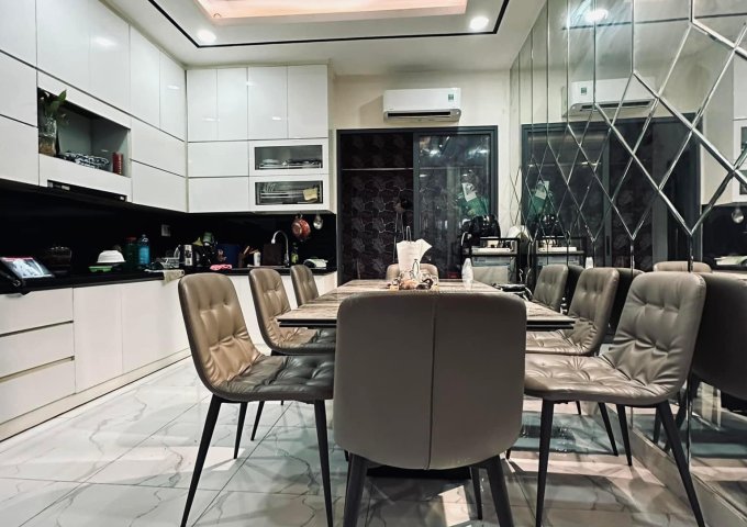 Bán Villa Mini Đẹp - sang- HXH Đường Bàn Cờ - 4X20m - 4 tầng + full nội thất cao cấp