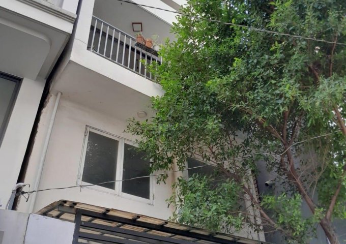 Bán nhà Đường Nguyễn Cửu Vân P.17 Q.Bình Thạnh DT 115 m2 (2Tầng) Chỉ nhỉnh 12Tỷ, thích hợp làm CHDV