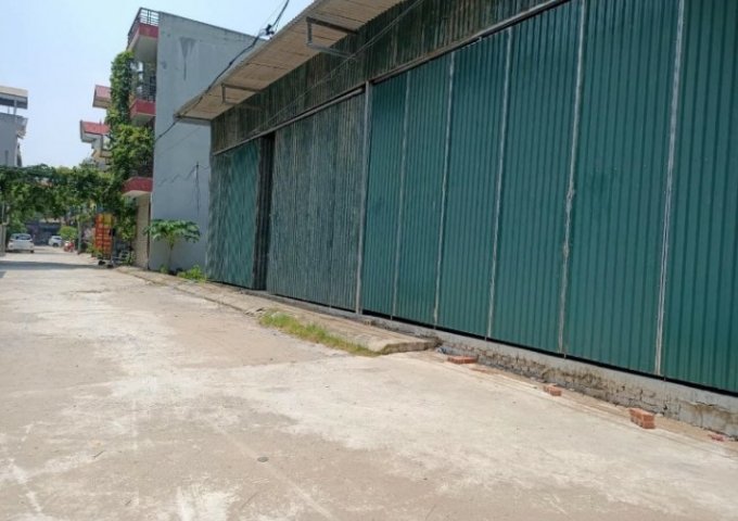 Cho thuê Nhà xưởng giá rẻ: DT 300m ; mặt tiền 18m tại thị trấn Thường Tín- Hà Nội