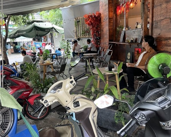 Sang Nhượng Quán Coffee Góc Mặt Tiền Đường Số, P.Tân Quy, Quận 7