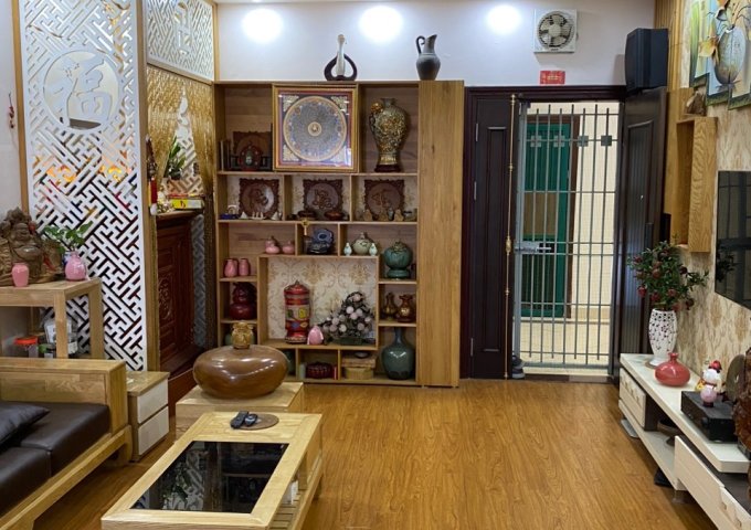 Chủ nhà cho thuê chung cư 71 Nguyễn chí Thanh, DT 98m2:2PN, 2VS, full NT đầy đủ. Giá 15 triệu/ 1 tháng. LH: 0979978194/ 0916874128