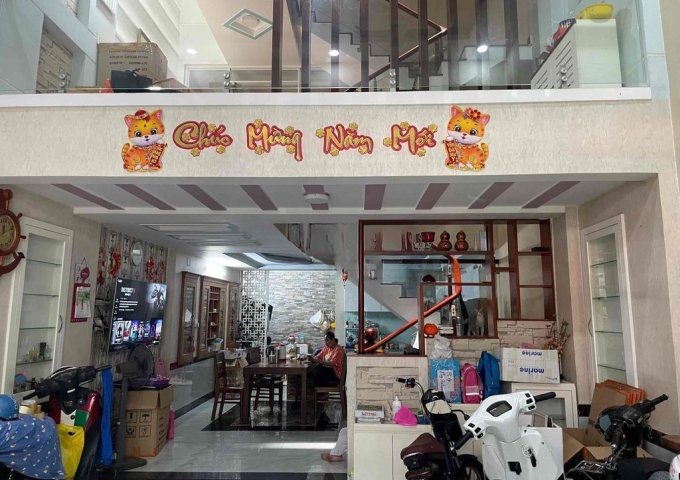 BÁN NHÀ CHÍNH CHỦ HẺM 72 Hoàng Bật Đạt,p15 Quận Tân Bình -112m2-8,7tỷ