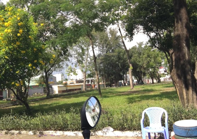Cho thuê nhà mặt tiền đường số 44, quận Bình Tân, Tên Lửa, 5x20m, 3 tấm, đối diện công viên