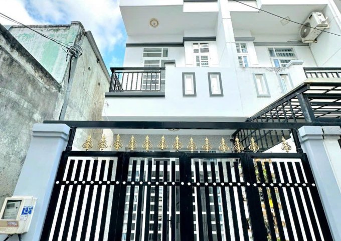 Ban nhà hẻm 1716 huỳnh Tấn Phát, nhà Bè, Dt 3x14m, 3 lầu. Giá 2,19 tỷ