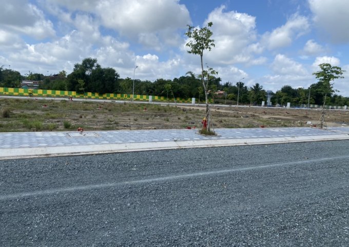 Bán đất nền dự án tại Đường 824, Đức Hòa,  Long An diện tích 176m2  giá 900 Triệu