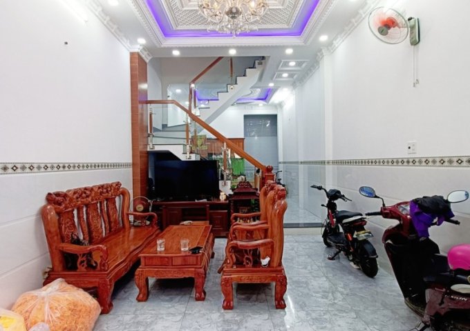 Bán Nhà Chủ Đang Ở Đẹp Lung Linh Bình Tân, 4 tầng, 4PN, Hẻm 7m, Chỉ 6.3 TỶ