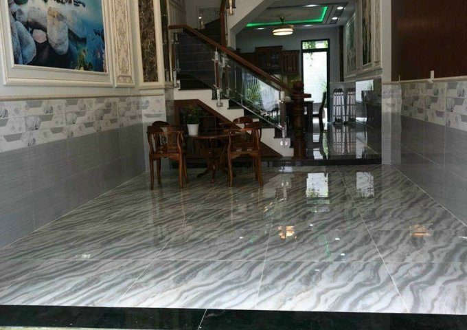 Cho thuê nhà Full nội thất hẻm 8m Huỳnh Tấn Phát, Nhà Bè, DT 4x20m, 3 lầu. Giá 11 triệu