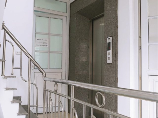Bán nhà MP Trần Kim Xuyến 92m2, 6 tầng thang máy, kinh doanh sầm uất, giá nhỉnh 50 tỷ