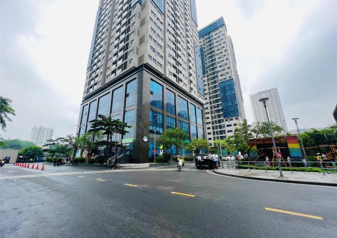 Bán gấp lô góc 350m2 sàn thương mại tầng 1 - Sở hữu lâu dài đỉnh nhất quận Thanh Xuân tiền thuê 1,35 tỷ năm