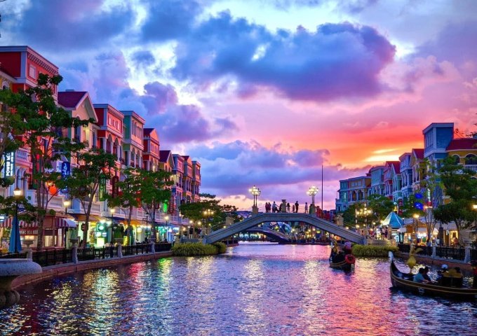 Địa Chấn Thuê Nhà 𝟎 Đồng Tại Vinhomes Mega Grand World Hà Nội