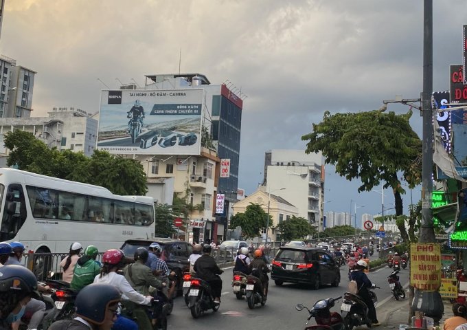 Mặt tiền kinh doanh Nguyễn Văn Cừ, quận 1, 7 tầng, ngang 5m, giá 31 tỉ nhỉnh