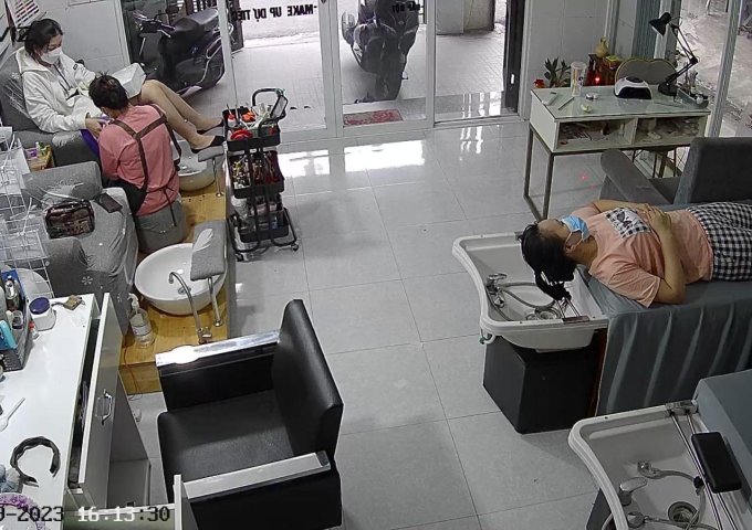 SANG TIỆM NAIL - quận Thủ Đức Thích hộp cho chị em nào muốn mở tiệm nails