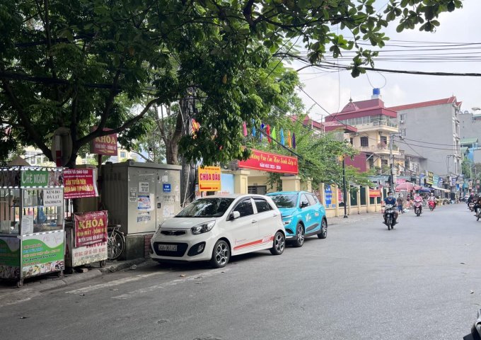 Bán 61m mặt phố kinh doanh sầm uất tại Trâu Quỳ Gia Lâm