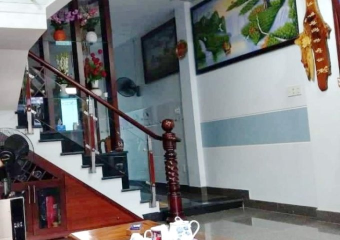 Nhà thuê 4 Tầng đường 12m KDC 6B intresco xã Bình Hưng