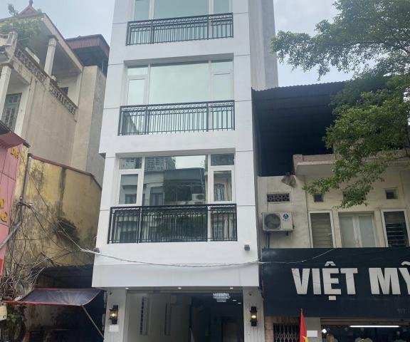 Cho thuê nhà mặt phố tại Trần Kim Xuyến, Cầu Giấy, Diện tích 90m2  Giá 100 Triệu/tháng