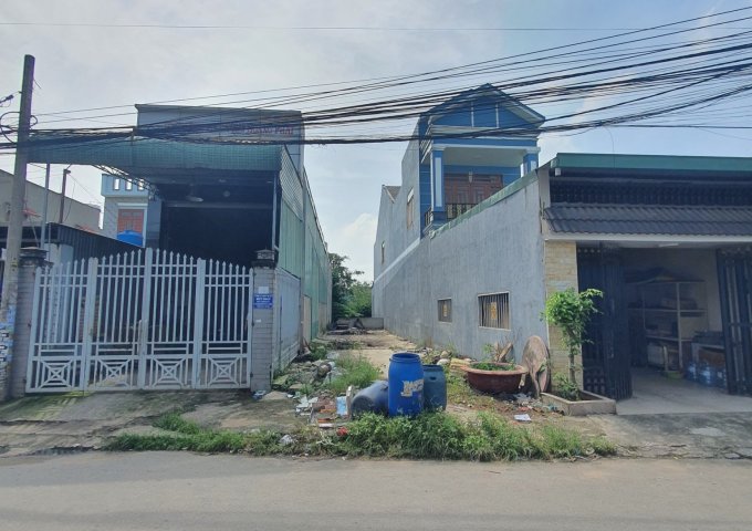 Bán Nhà 1Trệt 1Lầu Giá Rẻ,Dtsd 400m2, Đường Nguyễn Thị Tươi, P. Tân Bình, Dĩ An