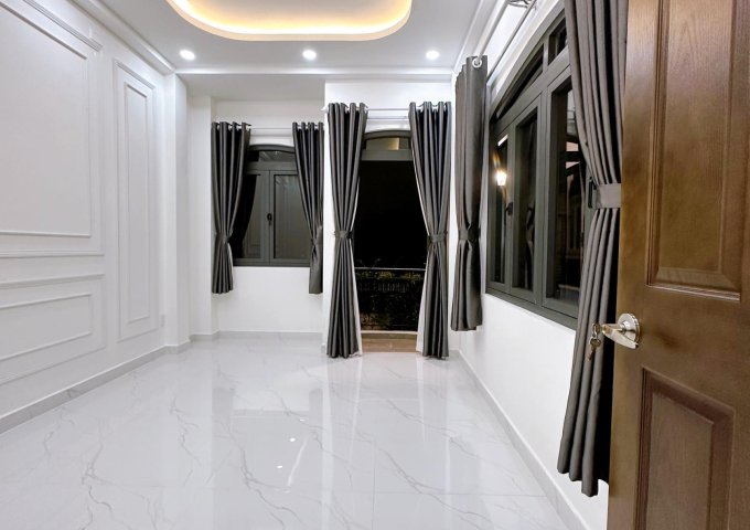 Cần tiền bán gấp nhà mới xây cực đẹp tại Phan Xích Long, P.3, Phú Nhuận