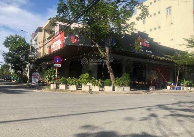 Bán đất 2 mặt tiền Nguyễn Đình Tứ và Lê Thạch, DT 180m2 đang làm nhà hàng