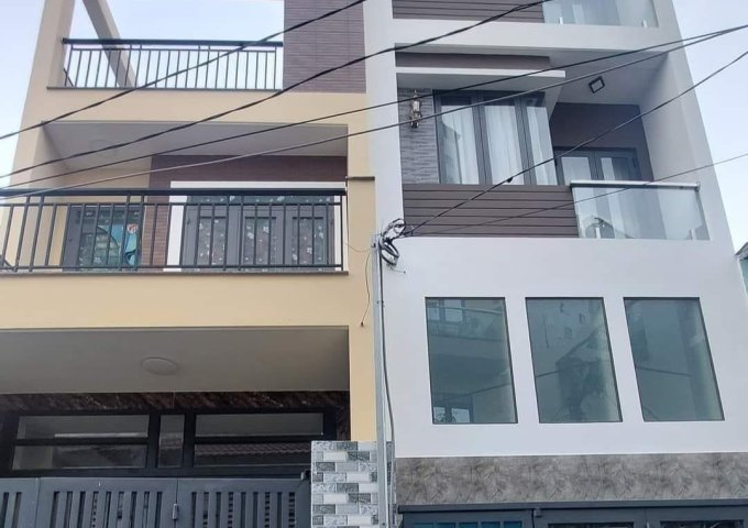 Nhà mới 3 tầng ngã tư 4 xã Bình Tân 4 x 10 giá 3.x tỷ