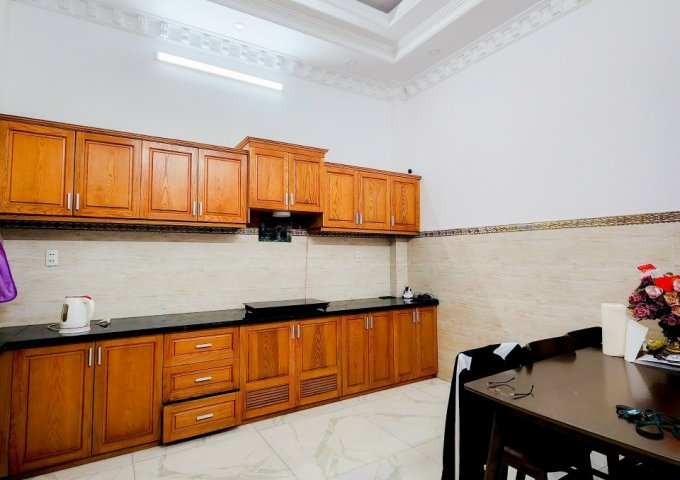 Bán nhà hẻm 6m Lý Phục Man, Bình thuận, Quận 7, Dt 4,2x12m. 3 lầu. Giá 7,5 tỷ