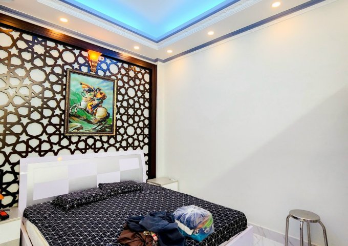 Bán nhà hẻm 6m Lý Phục Man, Bình thuận, Quận 7, Dt 4,2x12m. 3 lầu. Giá 7,5 tỷ