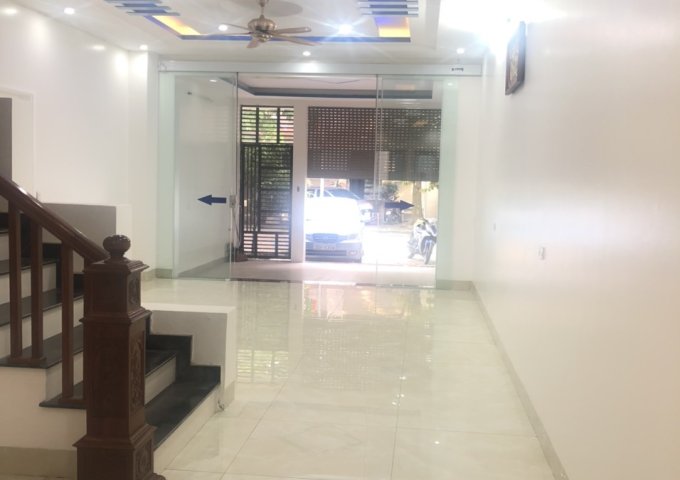 Cho thuê nhà 5 phòng ngủ tại Khai Quang, Vĩnh yên, Vĩnh Phúc.