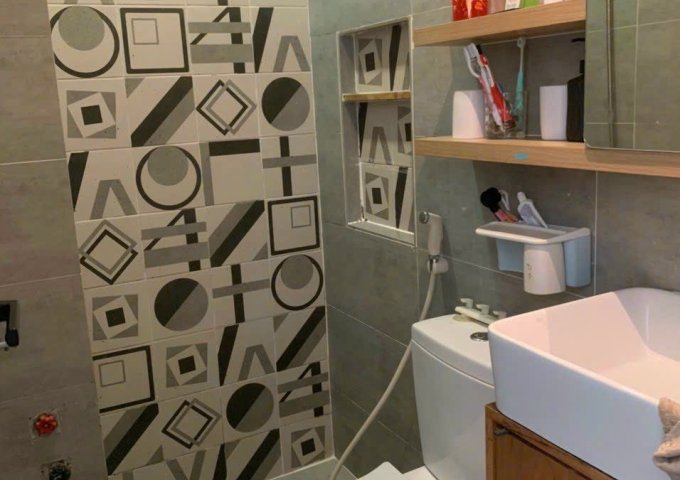 XC bán Gấp Nhà sát Mặt tiền CMT8, Q.3 - DTSD 120m2, KC: 5 tầng