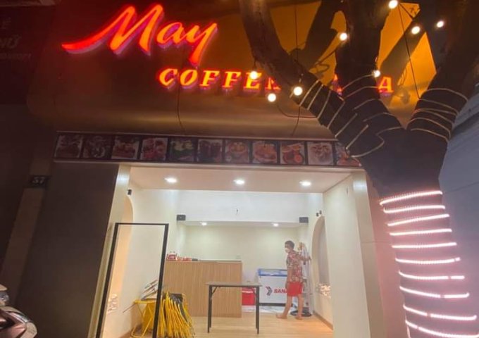 Cần sang quán trà sữa, chè thái tô tượng  Địa chỉ: Tân Bình, Hồ Chí Minh