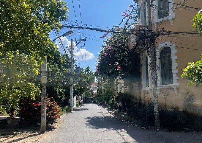 HẺM XE HƠI, 5X17m, 4 TẦNG, TRUNG TÂM QUẬN 7, KẾT DUYÊN NHANH 7 TỶ