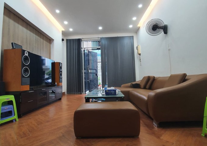 Bán nhà 3 Lầu mới đẹp Nguyễn Thái Sơn, 52m2(48*13M) giá chỉ hơn 5 tỷ