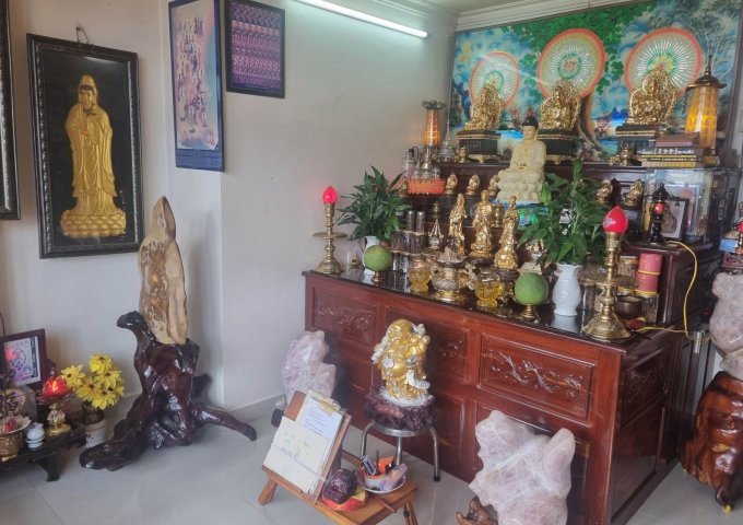 VÕ VĂN TẦN ĐOẠN HAI CHIỀU P5 QUẬN 3. DTSD 217M2, 6 TẦNG BTCT.
CÁCH MẶT TIỀN 50M CHỦ VỪA Ở VỪA KINH DOANH.GIÁ BÁN 15.5TY