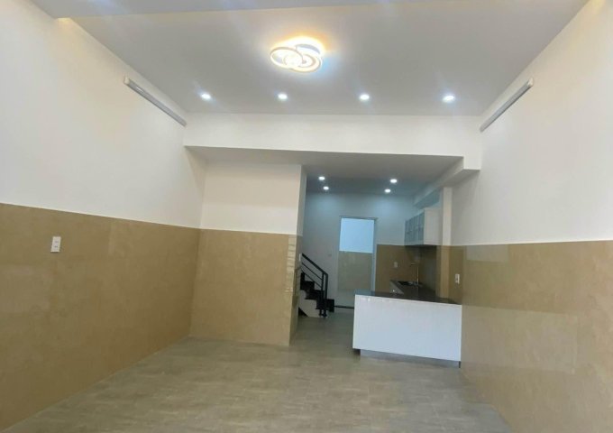 Bán Nhà Nguyễn Xí, Hẻm 6m Xe Tăng Chạy, DT 70m2, 4 Tầng 5PN Chỉ 7 Tỷ TL