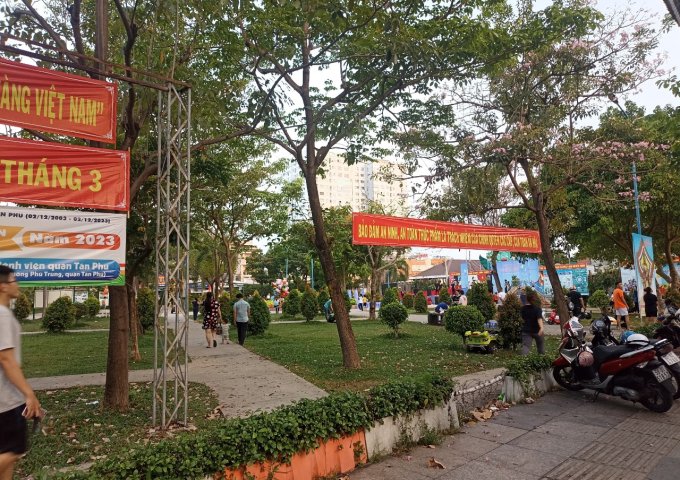 Bán nhà mặt phố tại Đường Lũy Bán Bích, Tân Phú, Hồ Chí Minh diện tích 101m2 giá 22 Tỷ