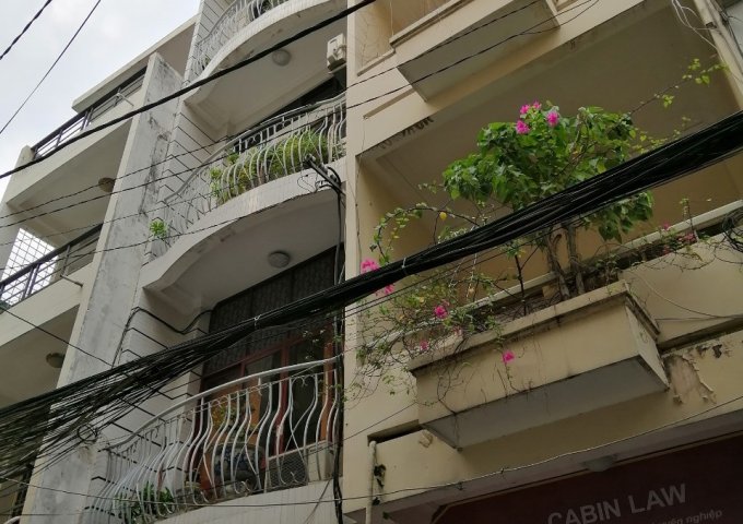 Bán nhà hẻm VIP 1 trệt 3 lầu sân thượng Cách Mạng Tháng Tám F6Q3 TP.HCM