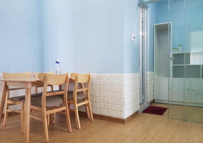 Cho thuê căn hộ 2 ngủ full đồ cực đẹp phố Lê Hồng Phong 