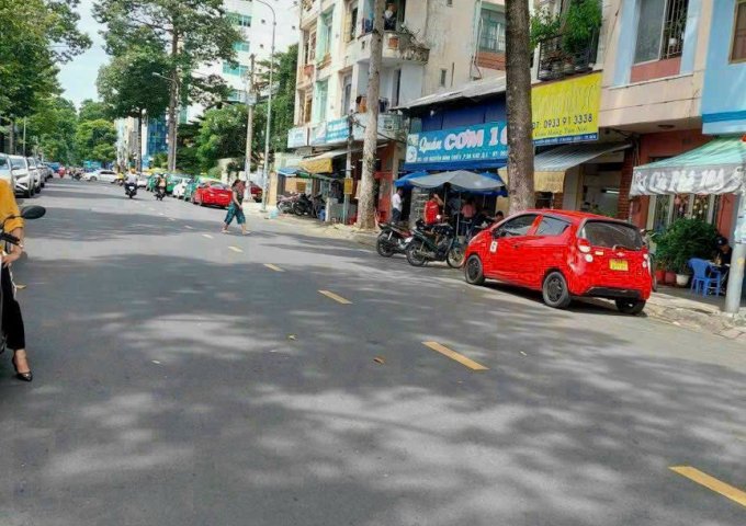 Bán nhà MẶT TIỀN 6,2m x 18m CMT8, Q.10 GIÁ 17,5 TỶ