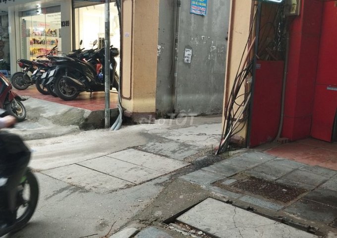 Cần sang nhượng cửa hàng đầu ngõ 85 Xuân Thủy, Cầu Giấy