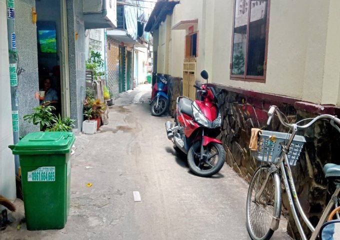 Nhà bán Trệt, lửng 37.6m2 - nở hậu 7m hẻm 366 Nguyễn Duy P9Q8