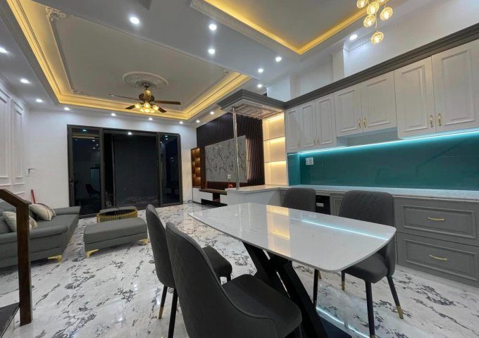 Bán căn nhà xây mới 4 tầng 4 ngủ ngõ cực nông GIÁ 2.95 tỉ phố Lực Hành - Trung Lực