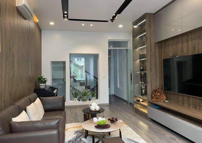 Bán nhà siêu đẹp Lô 22 Lê Hồng Phong, trục đường rộng nhất - 48m2 x 5 tầng - tặng lại toàn bộ nội thất