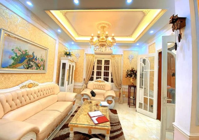Chính chủ bán nhà Láng Hạ 40m2 gần Đại sứ quán, khu dân trí cao giá 4,3 tỷ