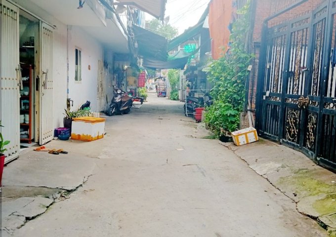 Nhà bán Trệt, 2 lầu hẻm ôtô C6 Phạm Hùng, xã Bình Hưng - Giá 1 Tỷ 590