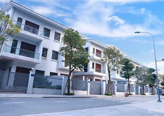 Chính chủ cần bán gấp nhà Đất tại phố Hàng Muối Nguyễn Hữu Huân Hai Bà Trưng Hà Nội dt 90 m2 giá 5xxx tỷ  